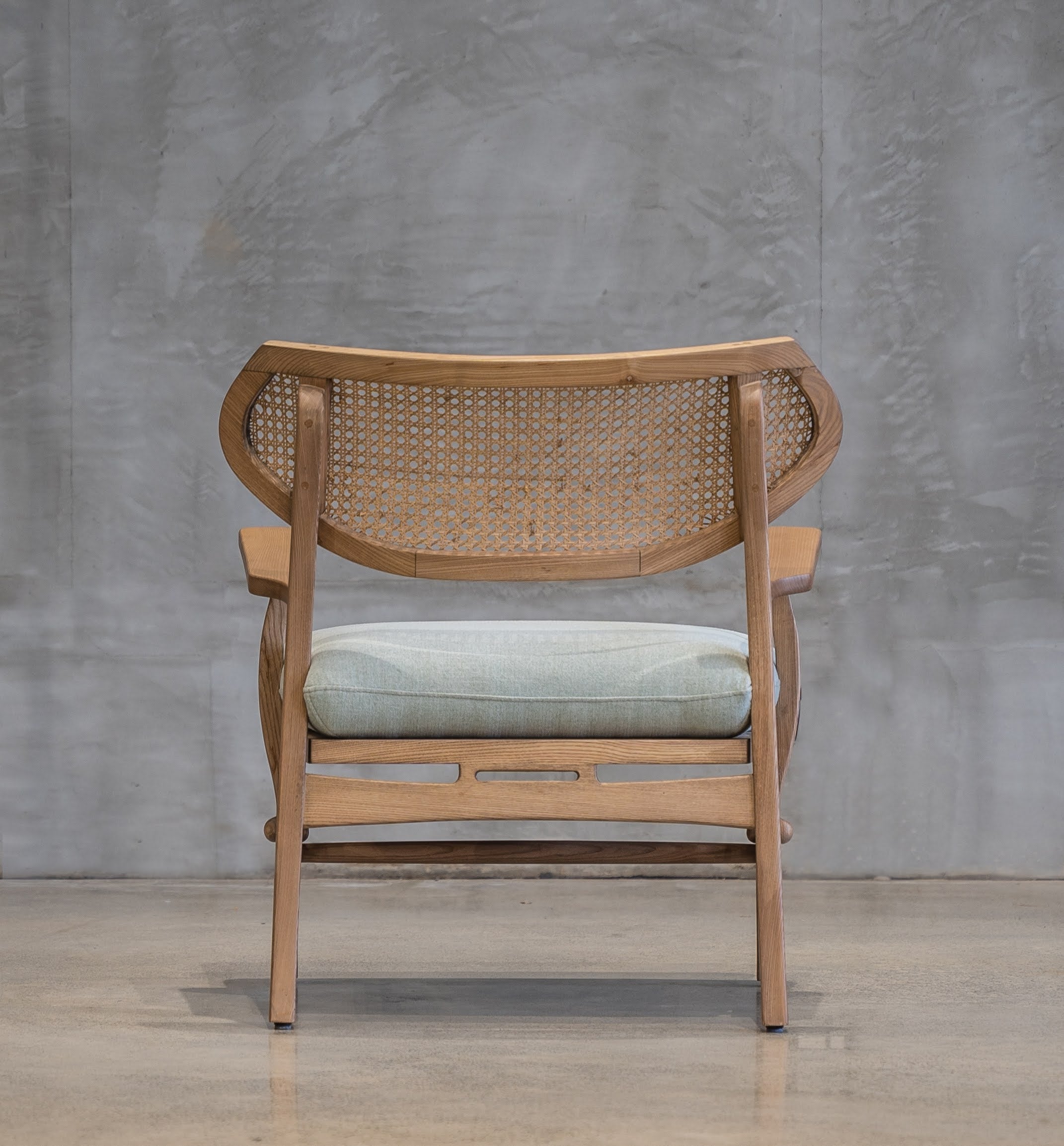 Ruka Arm Chair