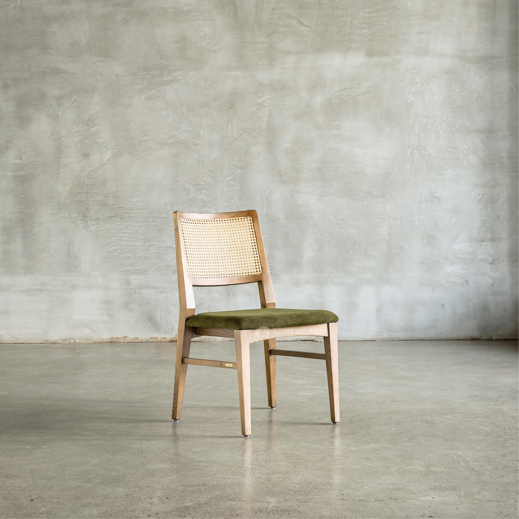 Lira Dining Chair