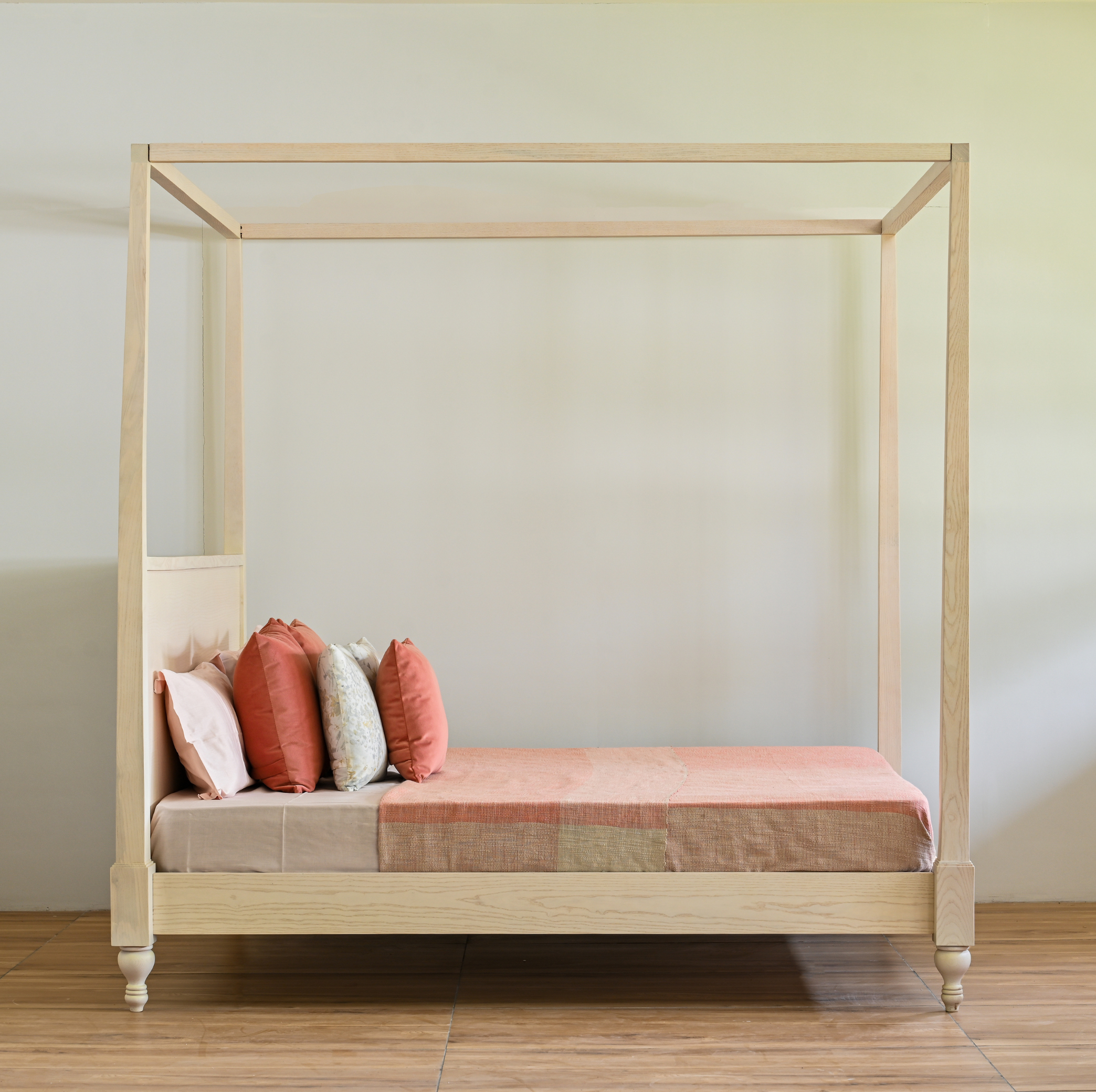 Alka Bed Cot