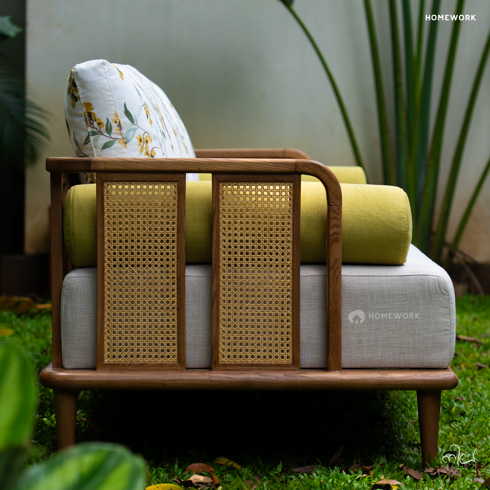 Nila Sofa