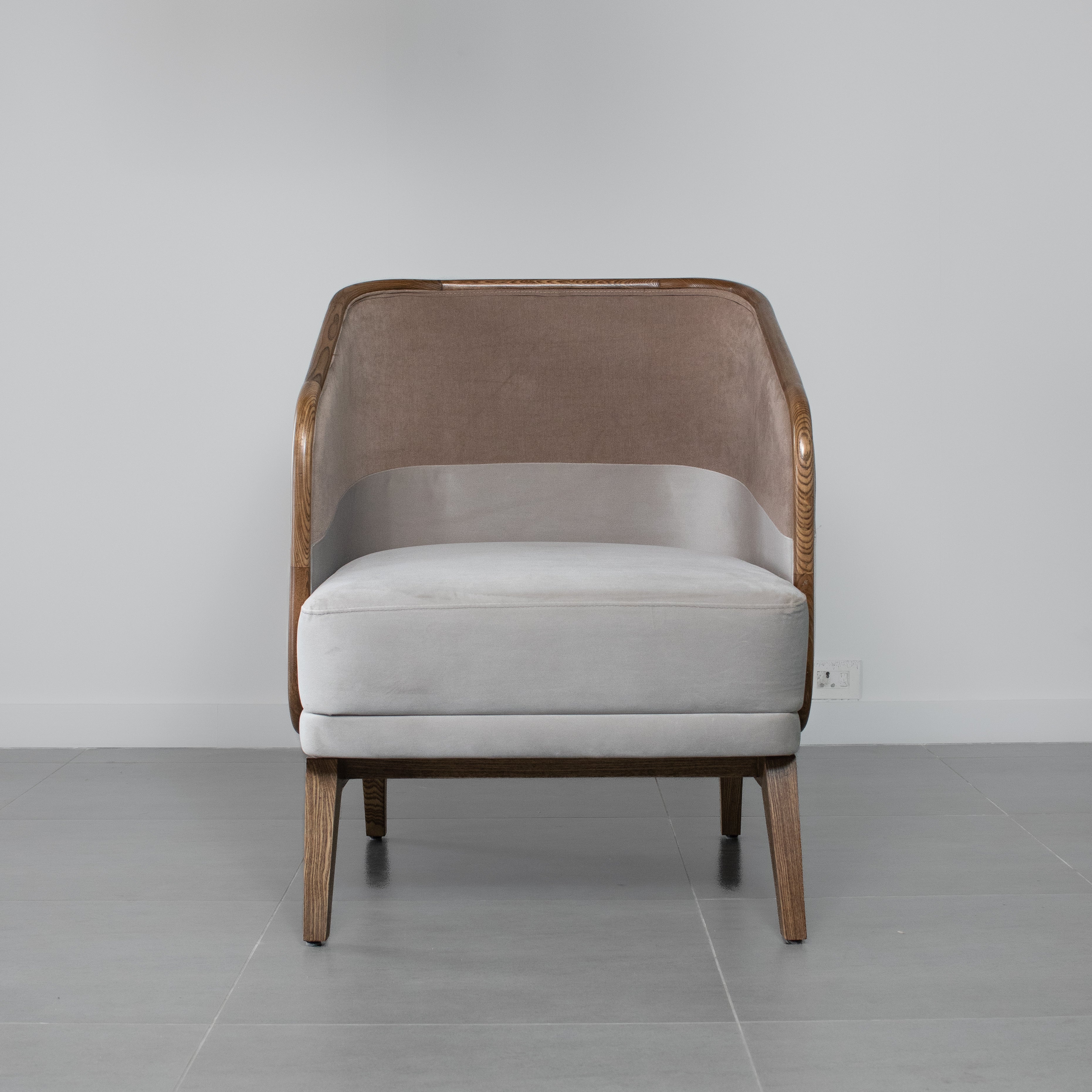 Velvo Armchair