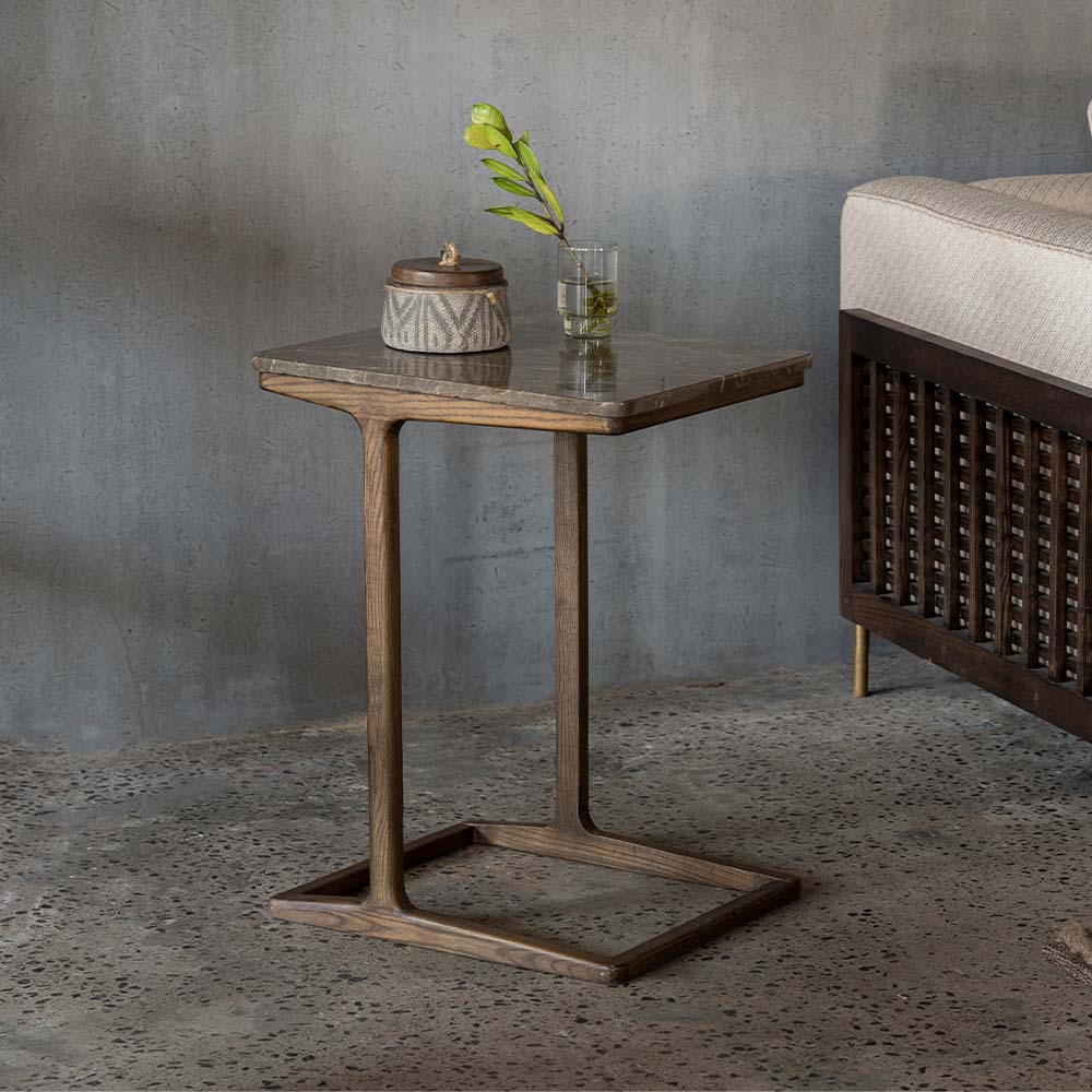 Livia Sidetable