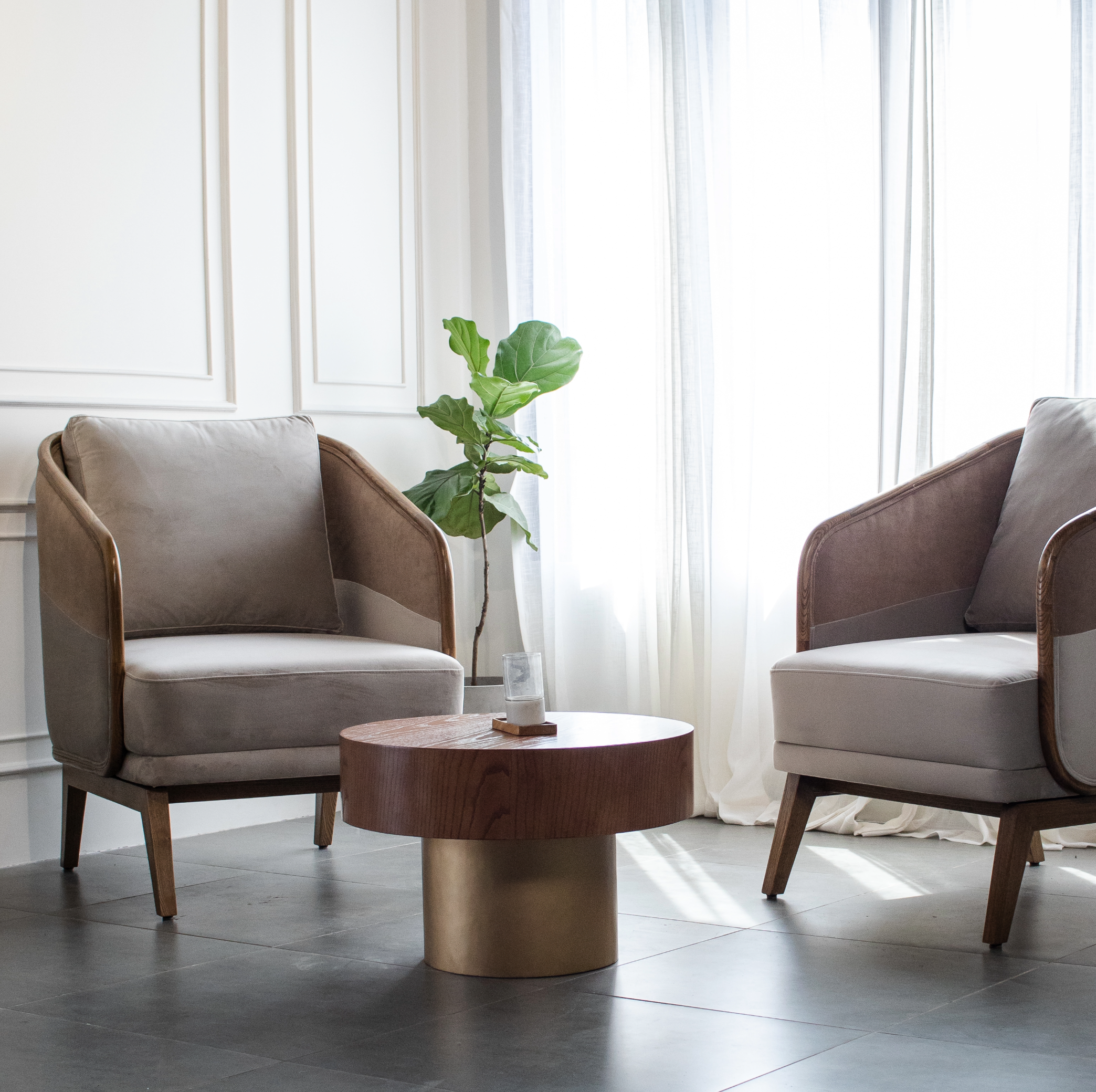 Velvo Armchair